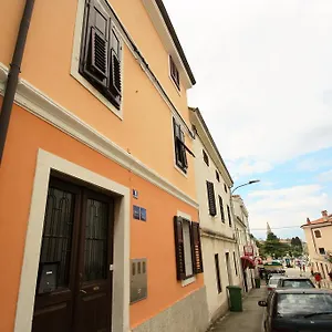 Guest house Old Town And
