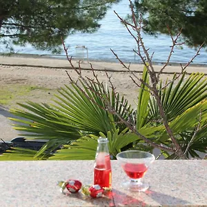 diklo-beach-apartments-robert.hotelinzadar.com/